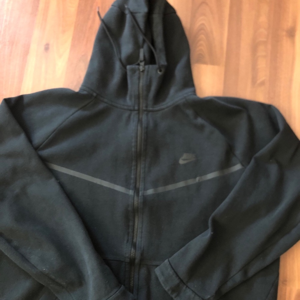 All Black Nike Tech Fleece Zip Hoodie